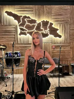 Adeline escort in Dubai