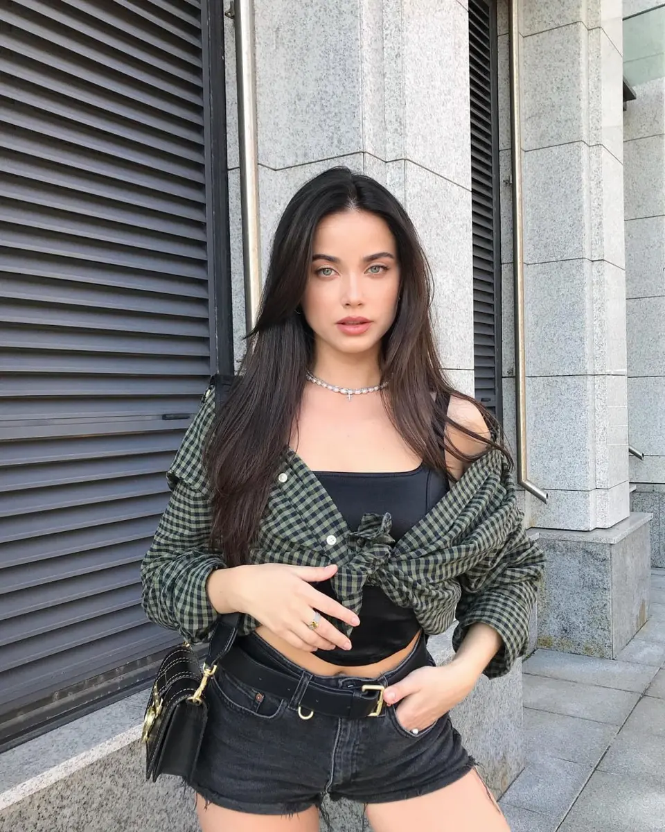 Аделлина эскорт в городе Москва