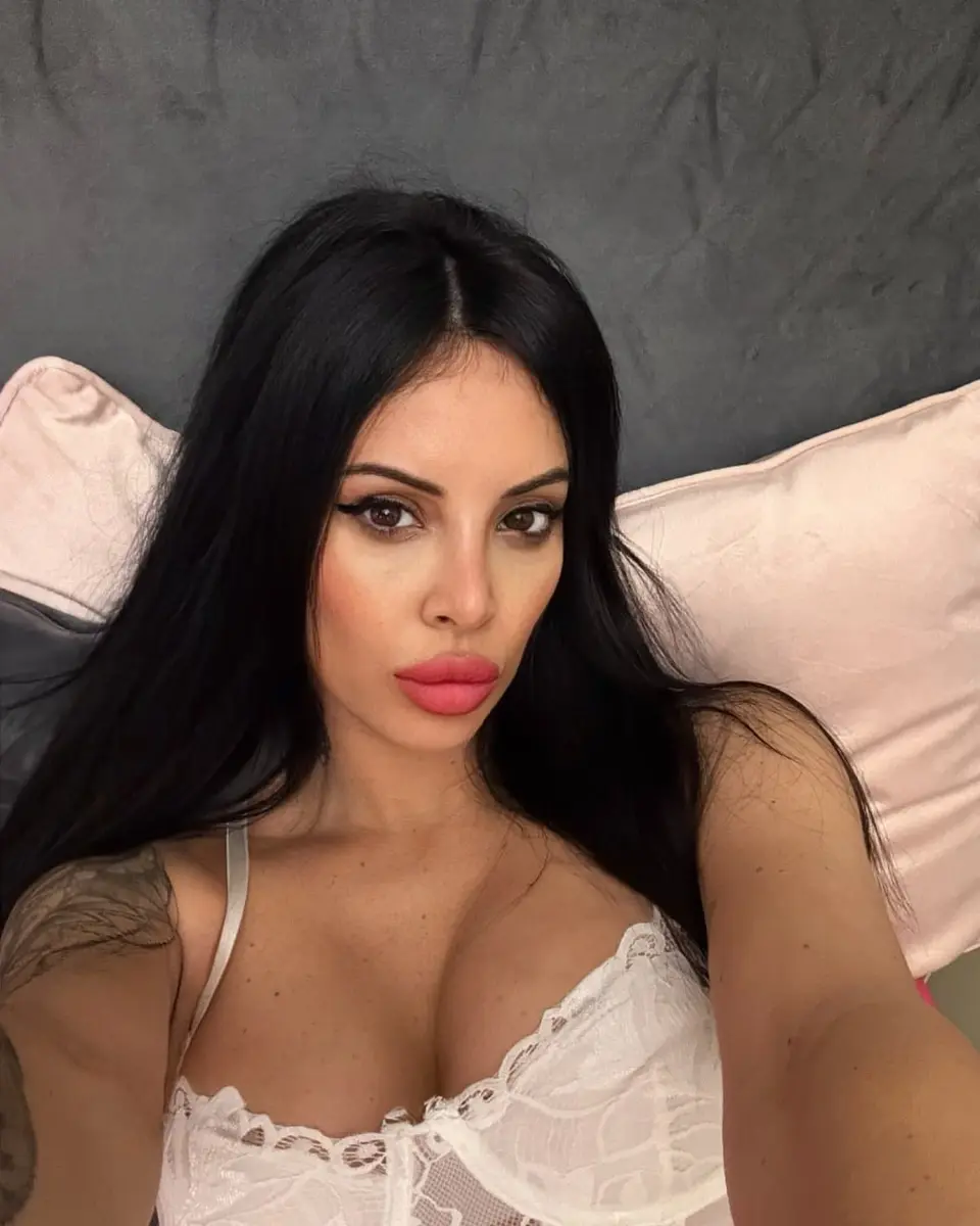 Амина эскорт в городе Москва