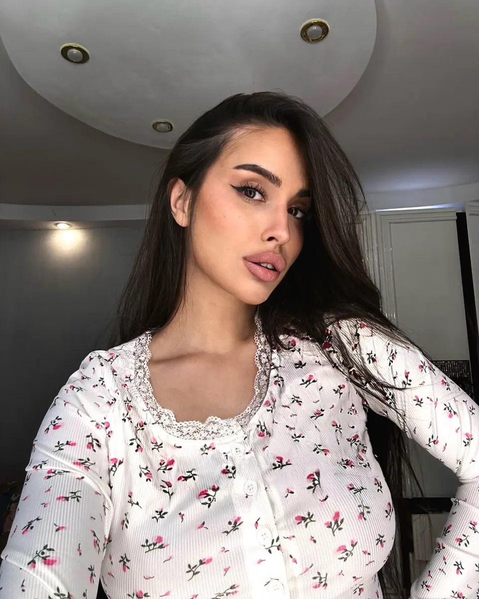 Эльвира эскорт в городе Москва