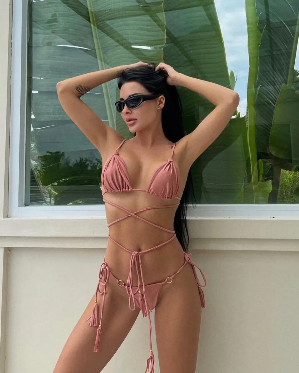 Джулия эскорт в городе Москва