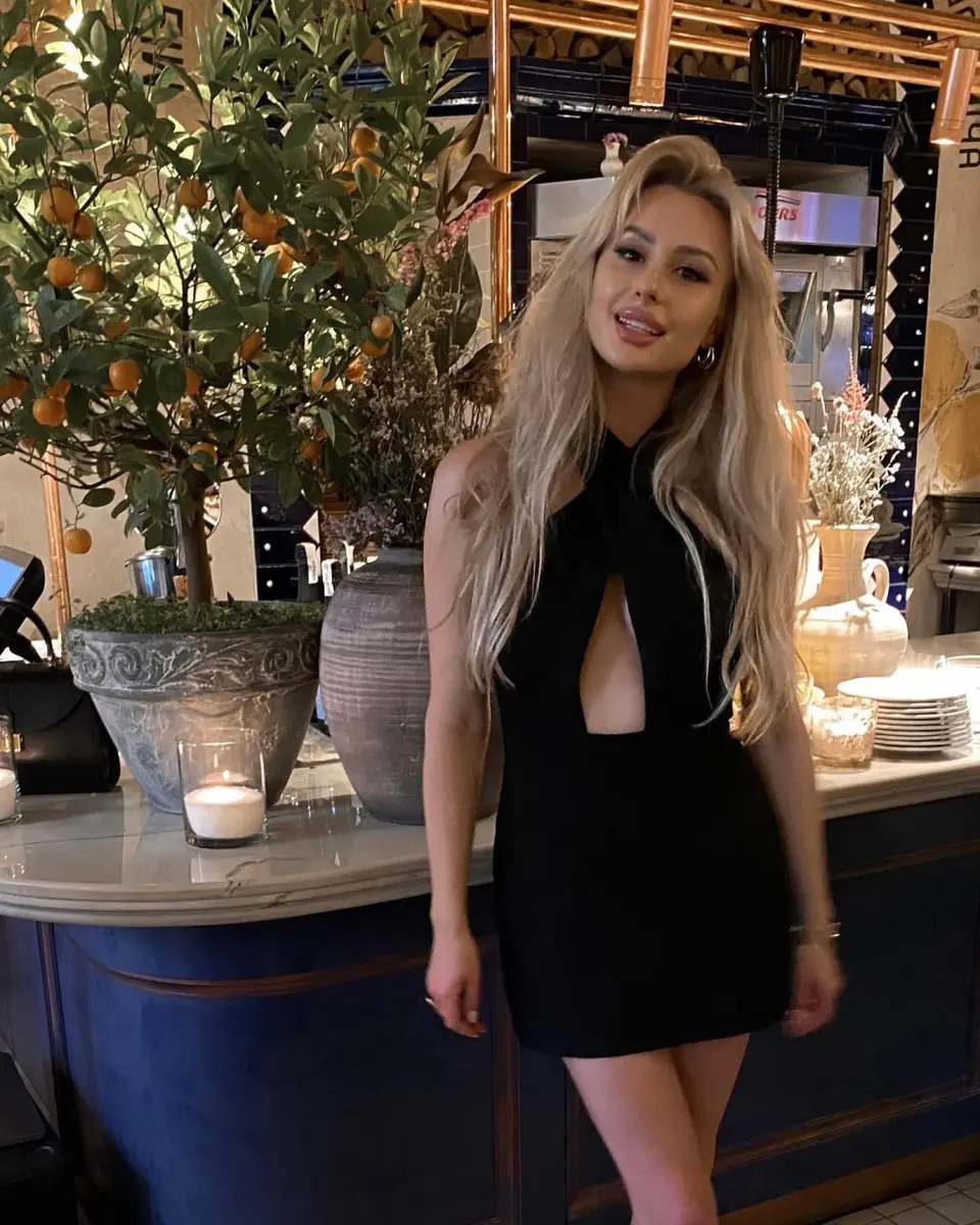 Лейла эскорт в городе Москва