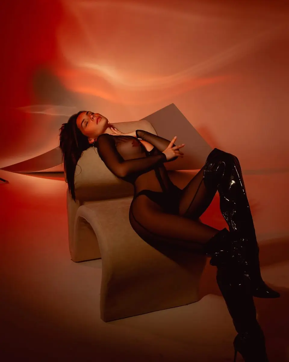 Lussy эскорт в городе Москва