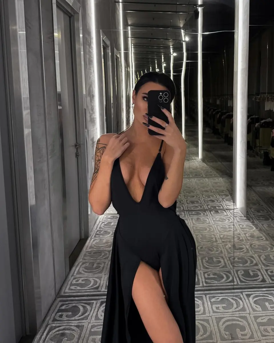 Лисандра эскорт в городе Москва