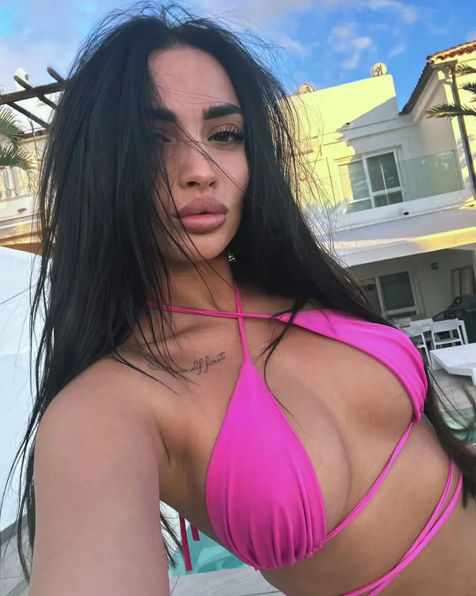 Мирелия эскорт в городе Москва