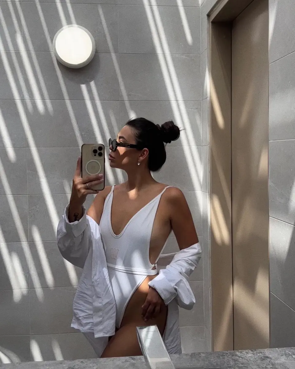 Мирелис эскорт в городе Москва