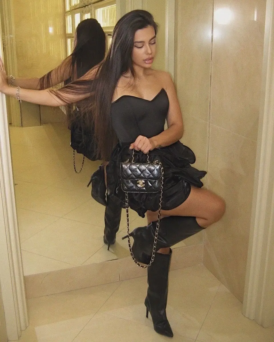 Мирелис эскорт в городе Москва