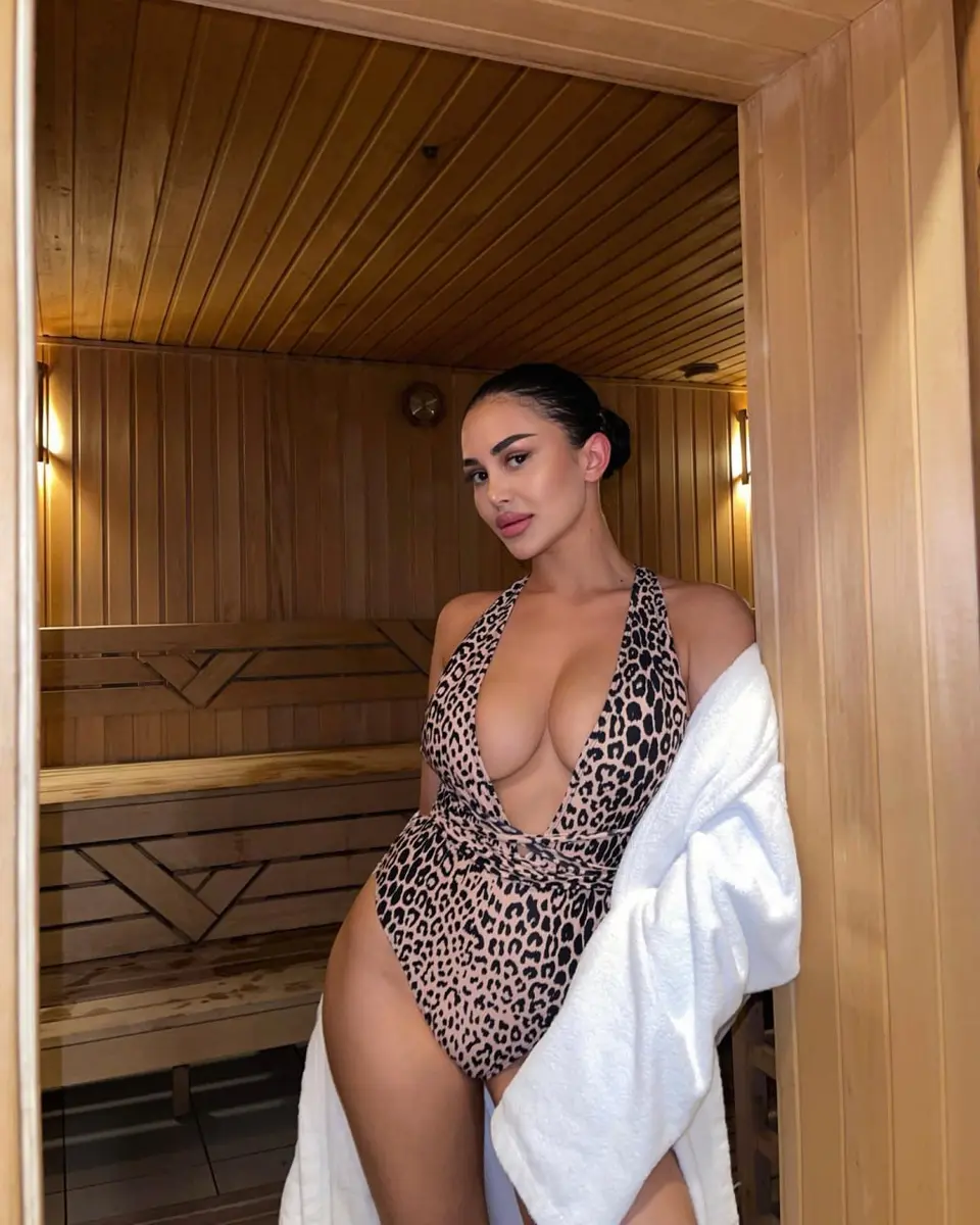 Розалин эскорт в городе Москва