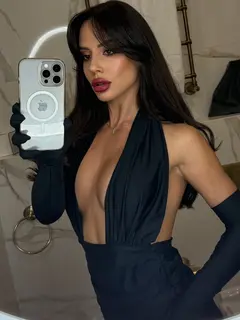 Sabrina escort in Dubai