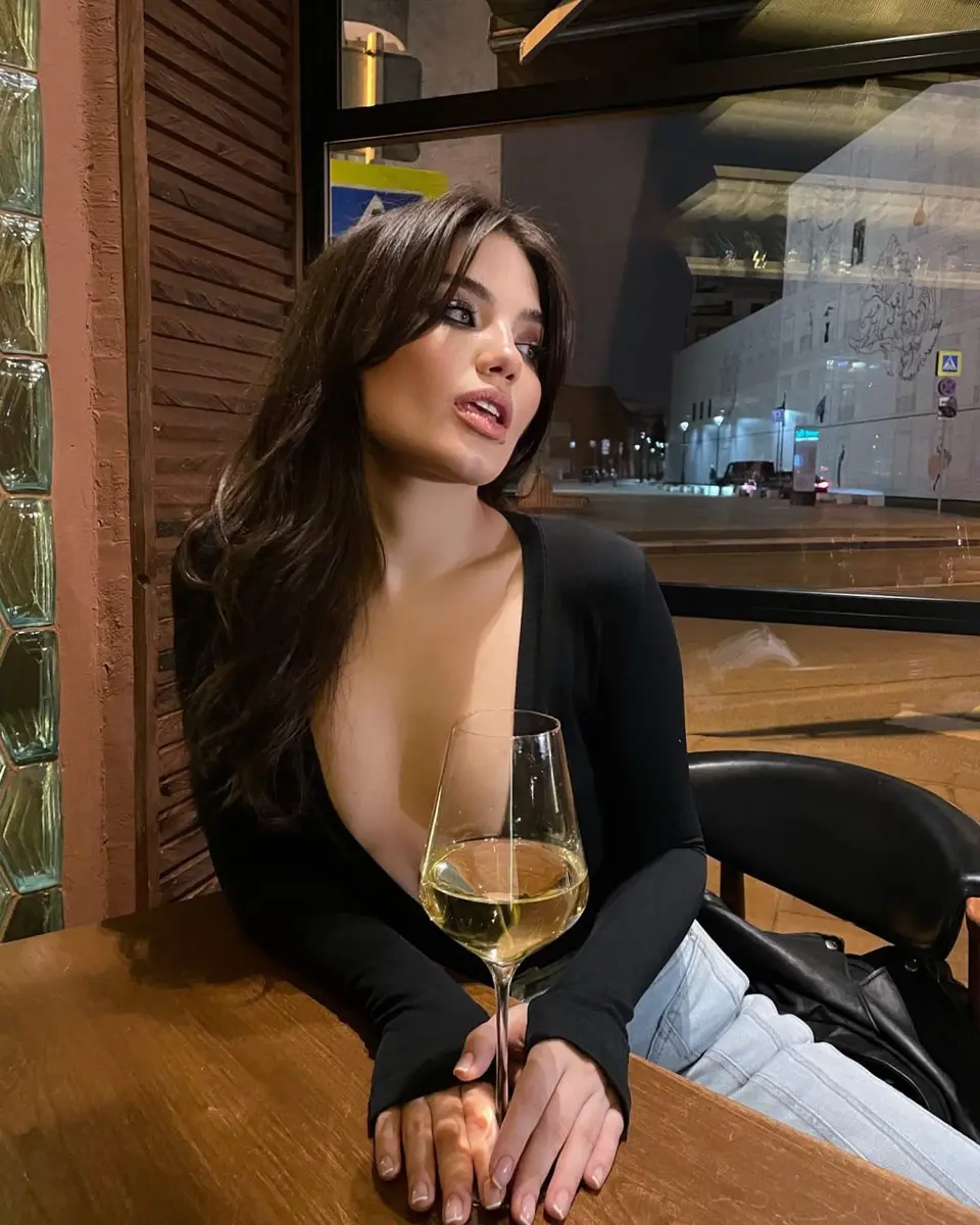 Самира эскорт в городе Москва