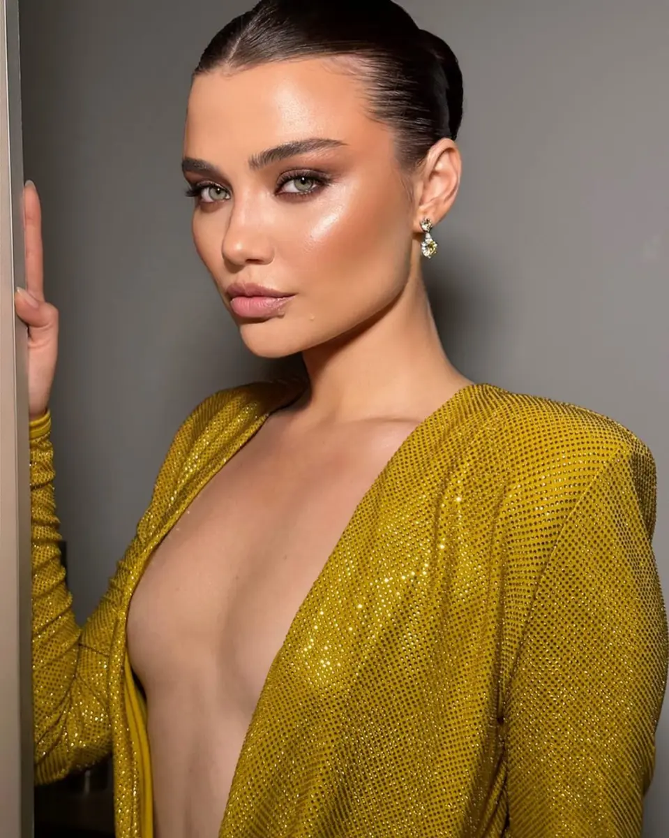 Самира эскорт в городе Москва